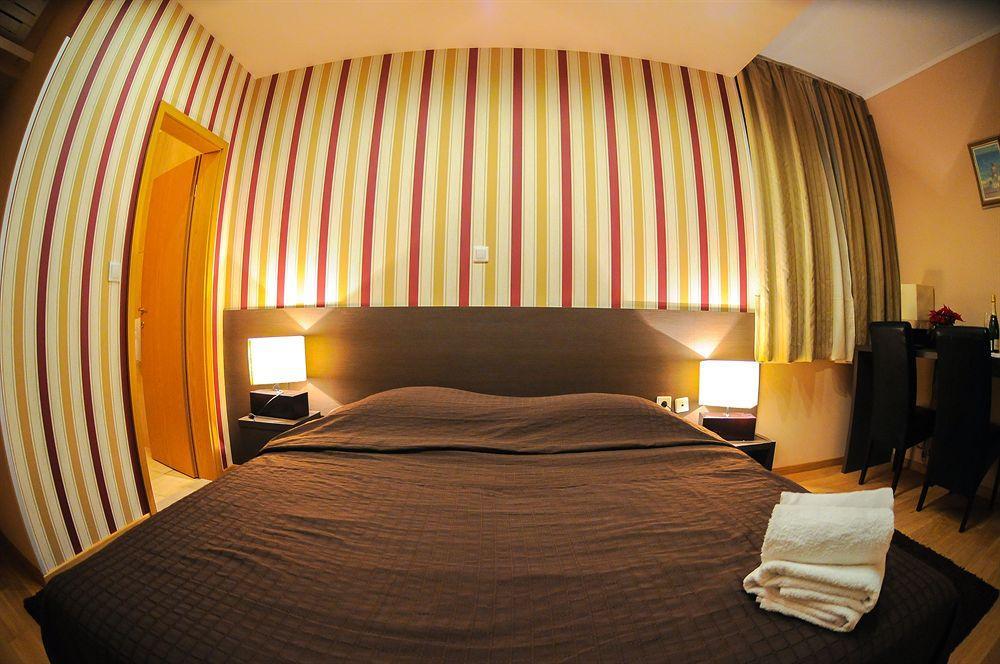 Beach Villa Bb Подстрана Екстер'єр фото