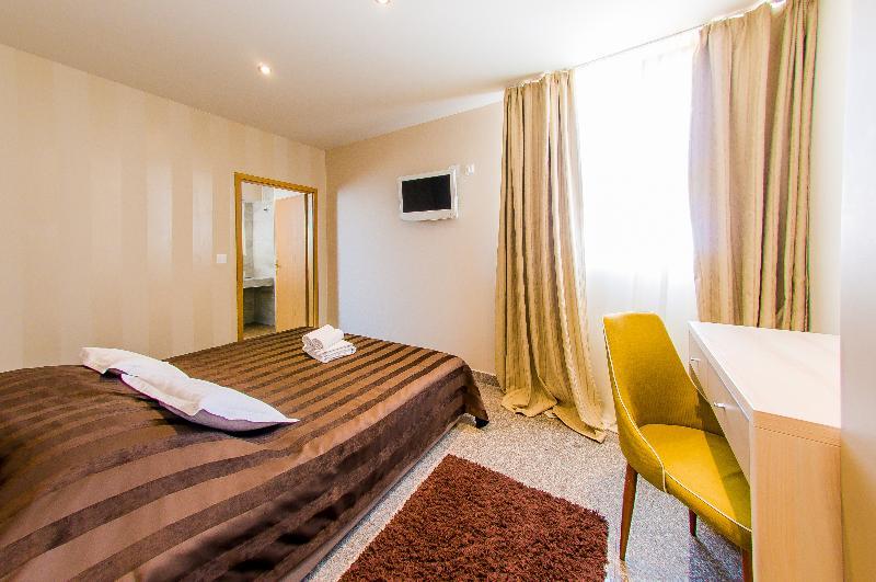 Beach Villa Bb Подстрана Екстер'єр фото
