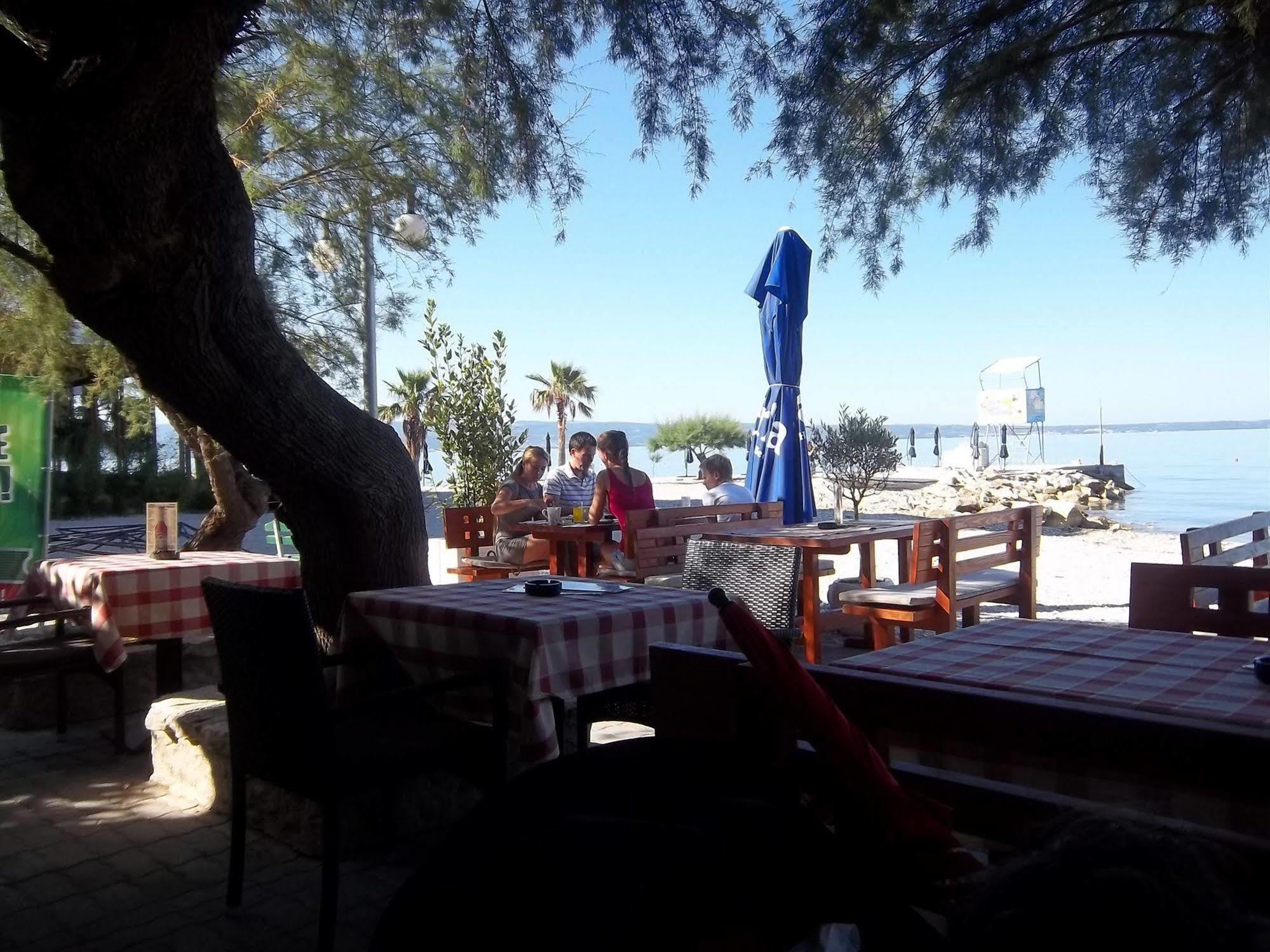 Beach Villa Bb Подстрана Екстер'єр фото